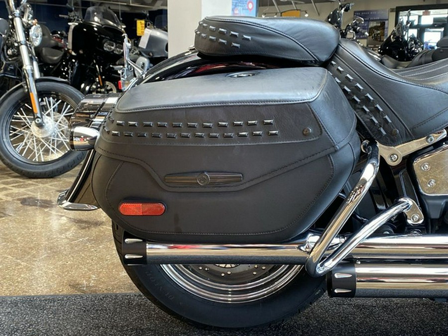 2022 Harley-Davidson Softail FLHCS - Heritage Classic 114