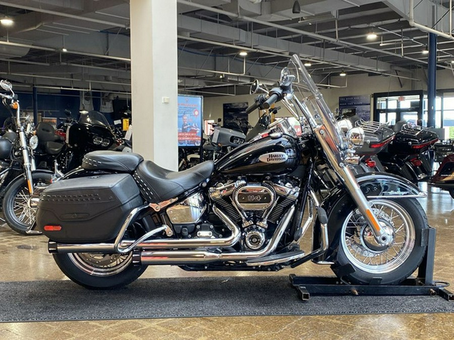 2022 Harley-Davidson Softail FLHCS - Heritage Classic 114