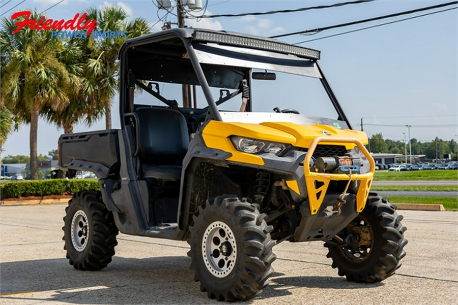 2018 Can-Am Defender DPS HD8