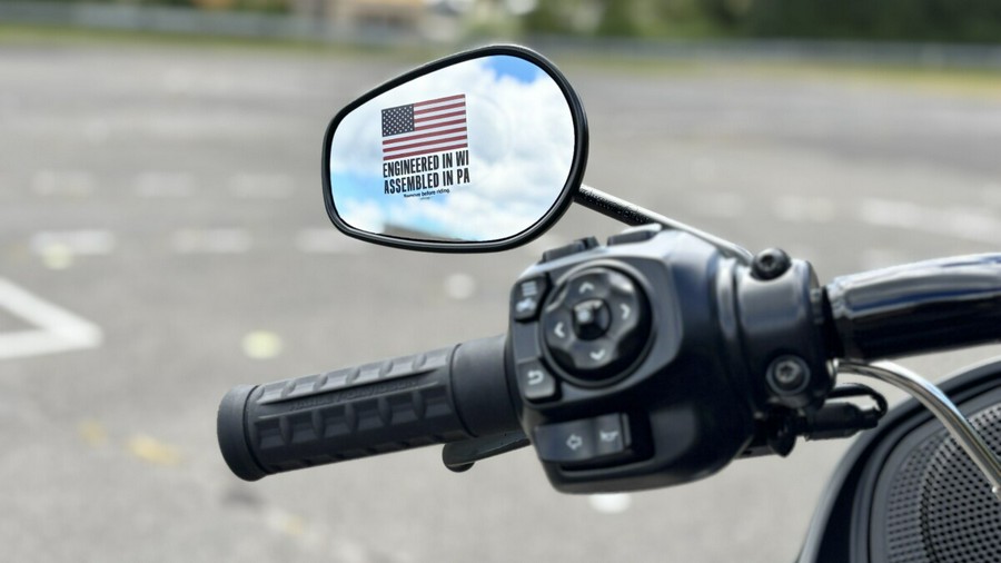 FLTRX 2025 Road Glide™