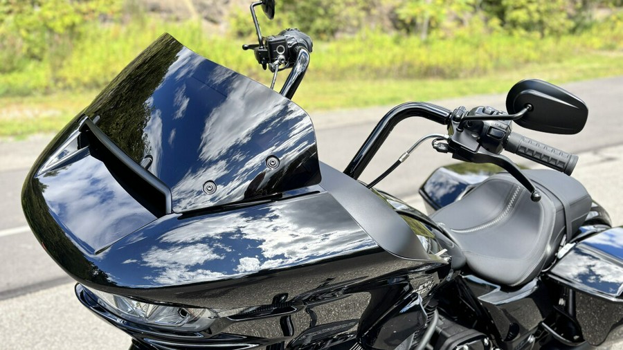 FLTRX 2025 Road Glide™
