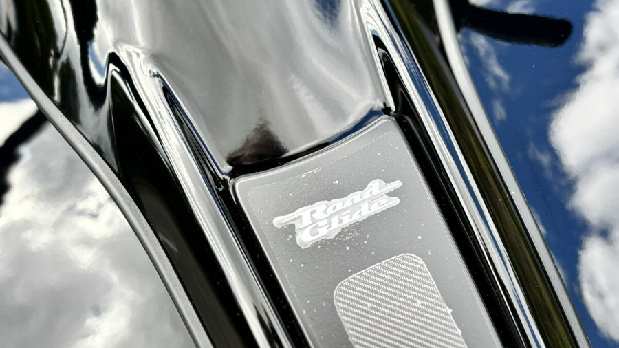 FLTRX 2025 Road Glide™