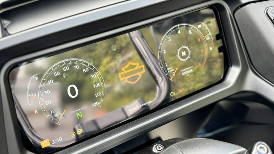 FLTRX 2025 Road Glide™