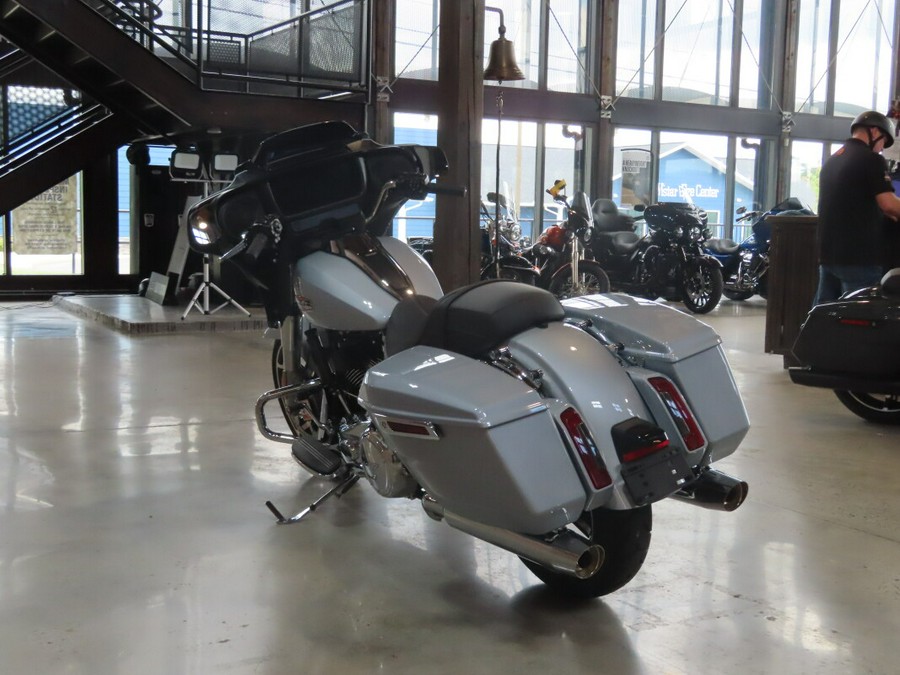 2025 Harley-Davidson® FLHX Street Glide®