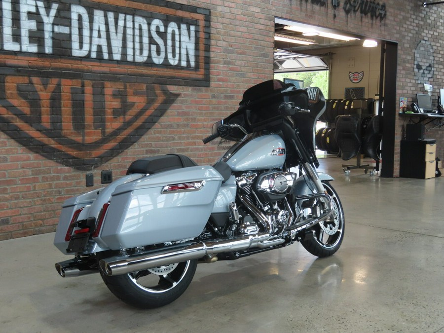 2025 Harley-Davidson® FLHX Street Glide®