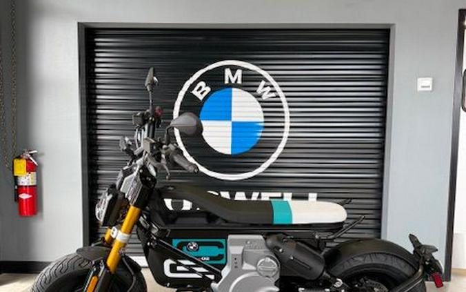 2025 BMW CE 02