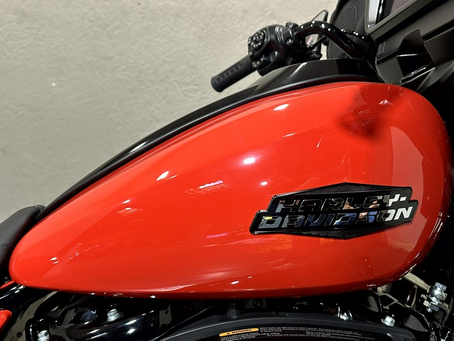 2026 Harley-Davidson® Street Glide® BLOOD ORANGE