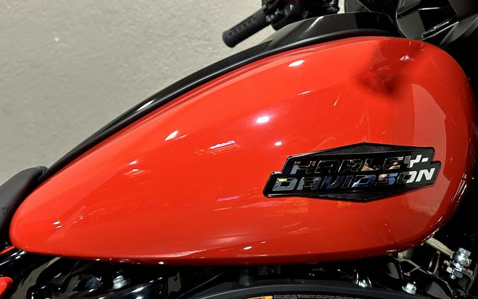 2026 Harley-Davidson® Street Glide® BLOOD ORANGE