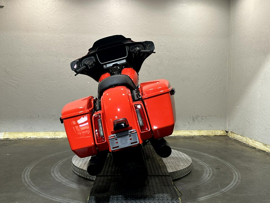 2026 Harley-Davidson® Street Glide® BLOOD ORANGE
