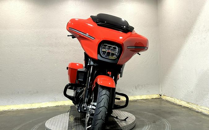 2026 Harley-Davidson® Street Glide® BLOOD ORANGE