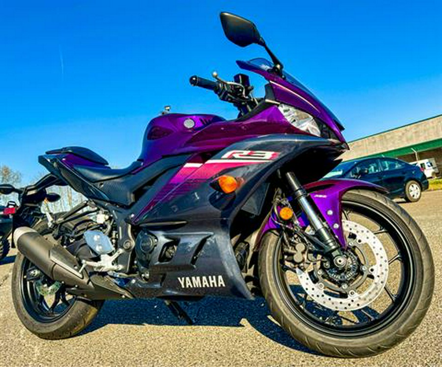 2023 Yamaha YZF-R3 ABS