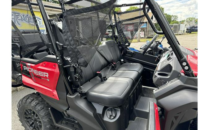 2024 Honda Pioneer 1000-5 Deluxe