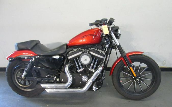 2013 Harley-Davidson® XL883N - Sportster® Iron 883™