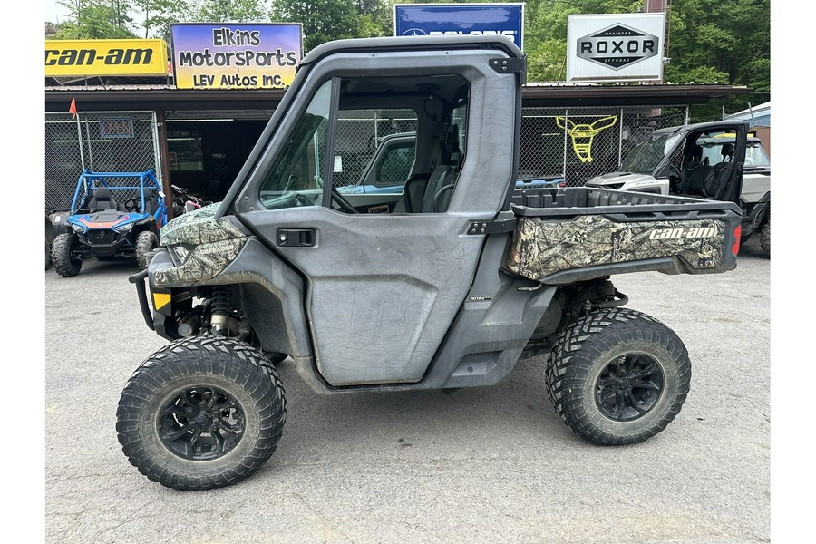 2018 Can-Am Defender XT™ CAB HD8 - Break-Up Country Camo®