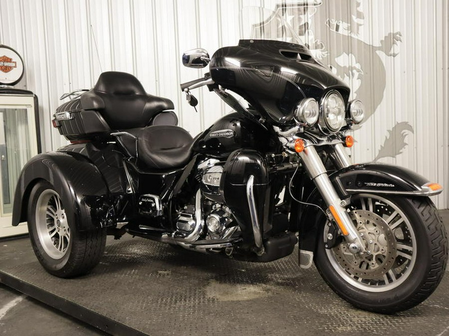 2019 Harley-Davidson® FLHTCUTG - Tri Glide® Ultra