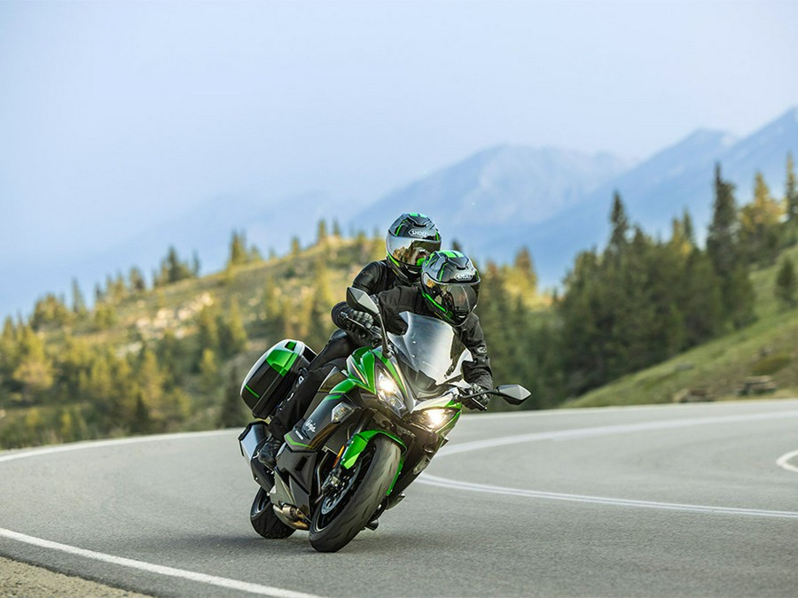 2025 Kawasaki Ninja 1100SX SE ABS