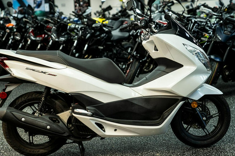 2015 Honda® PCX150