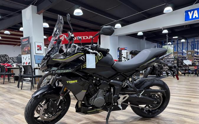 2026 Tiger Sport 800 - Triumph
