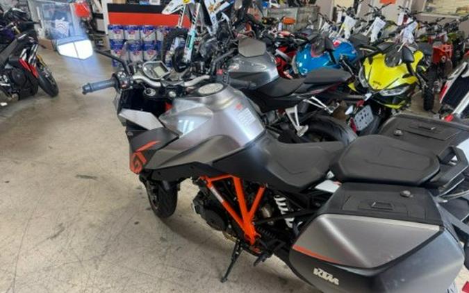 2017 KTM 1290 Super Duke GT