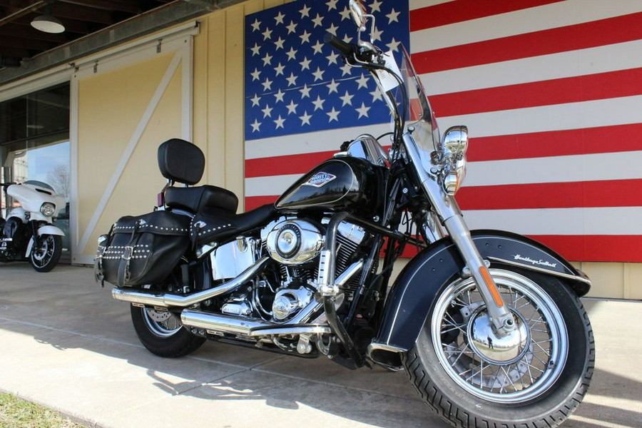 2015 Harley-Davidson® FLSTC - Heritage Softail® Classic