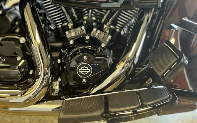 2024 Harley-Davidson CVO™ Road Glide COPPERHEAD W/ PINSTRIPE