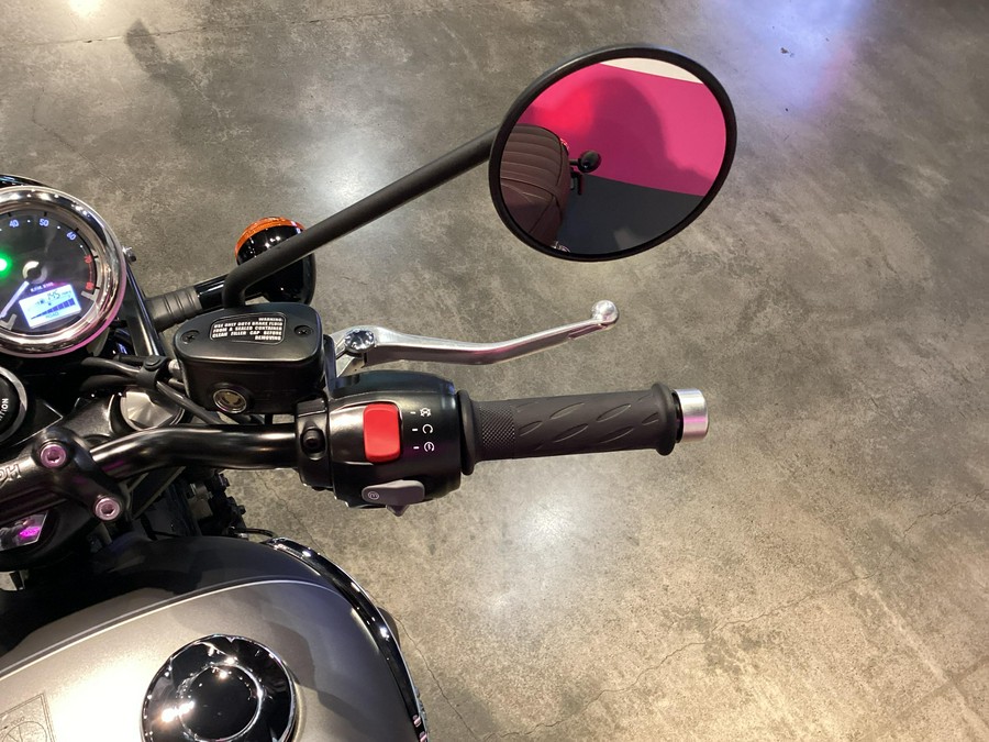 2026 Triumph Bonneville T120 Black
