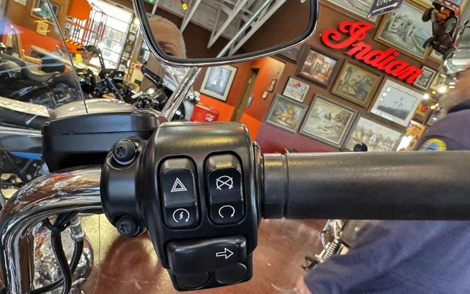 2015 Harley-Davidson® FLHR - Road King®