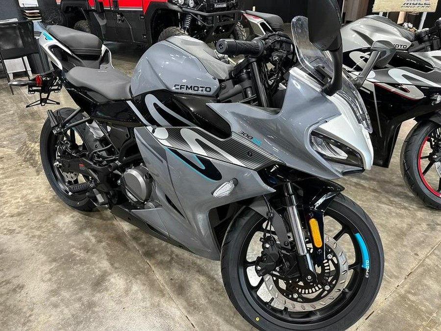 2023 CFMoto 300SS