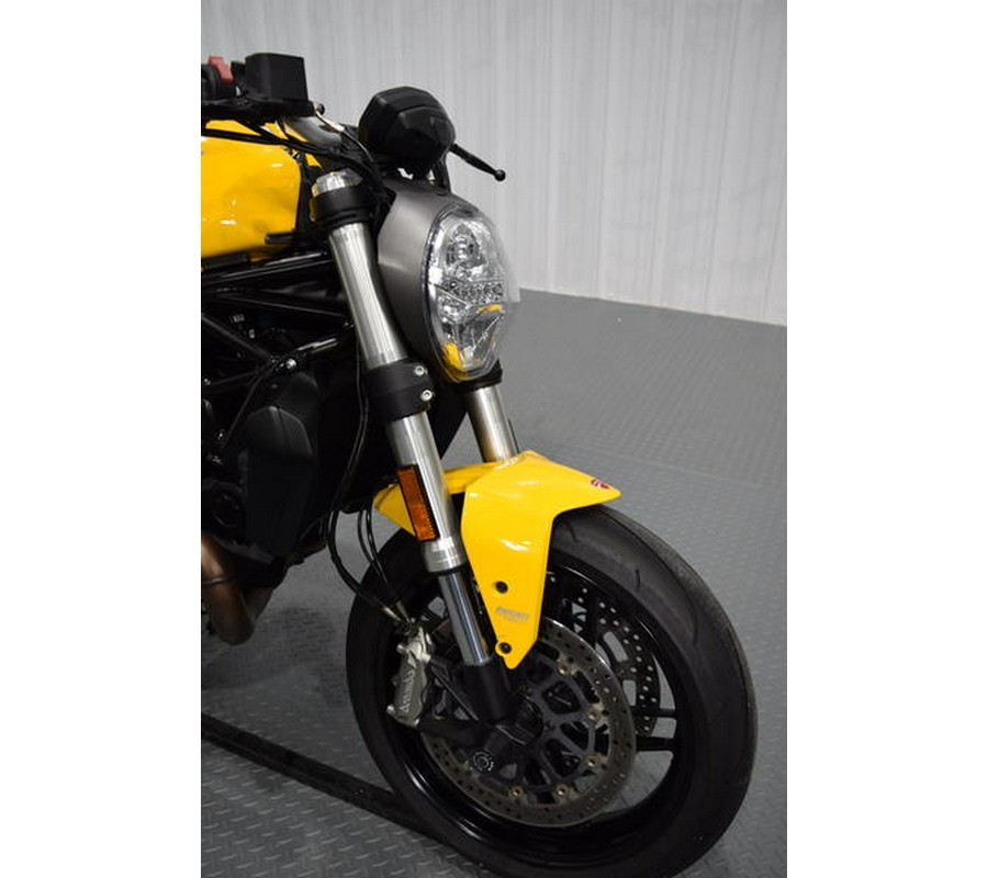 2018 Ducati Monster 821 Yellow