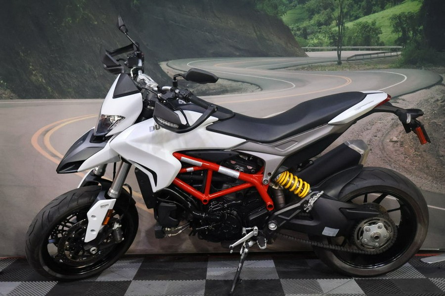 2016 Ducati Hypermotard 939 Star Whtie Silk