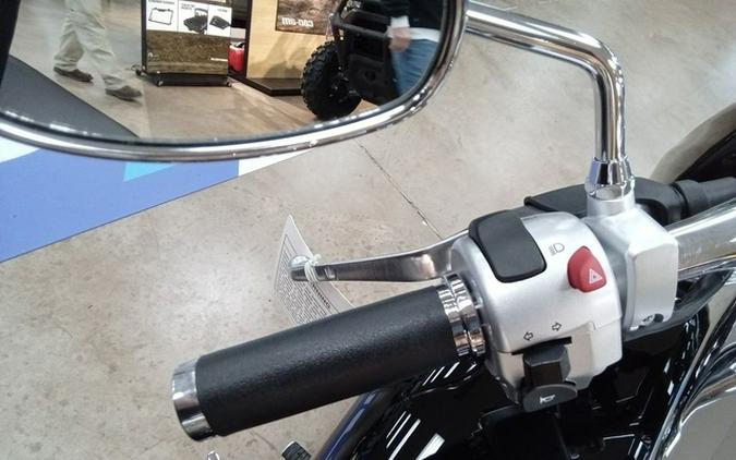 2025 Suzuki Boulevard M109R