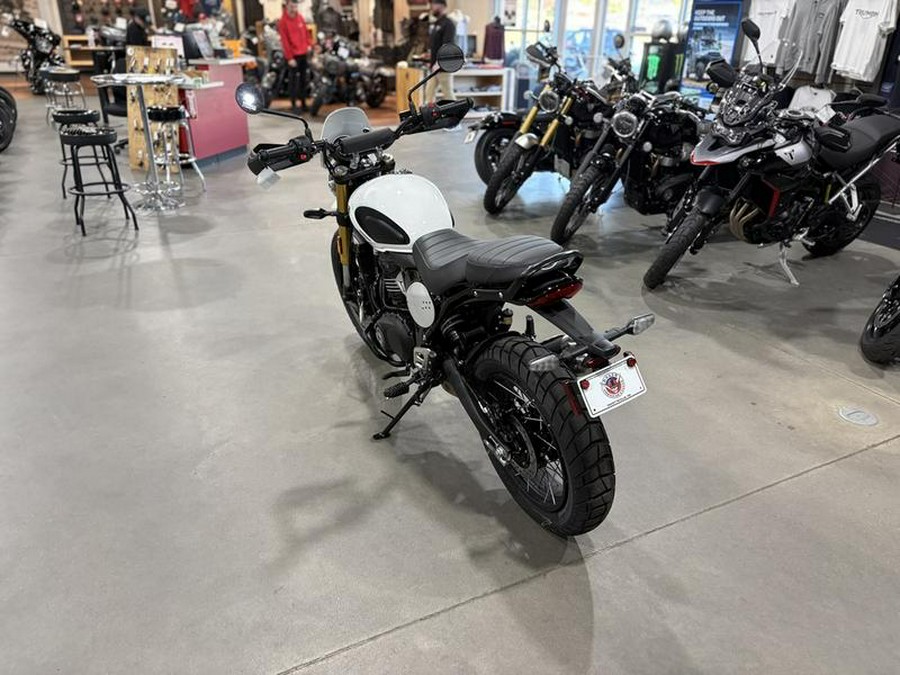 2026 Triumph Scrambler 400 XC Vanilla White
