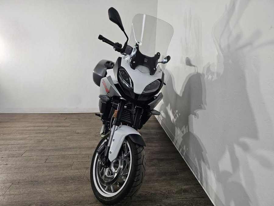 2021 BMW F 900 XR Light White