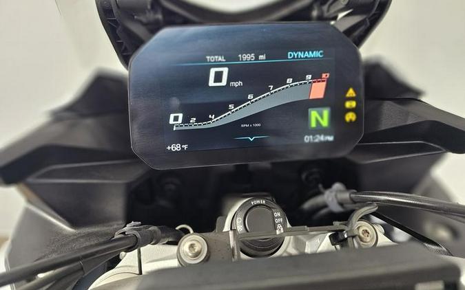 2021 BMW F 900 XR Light White