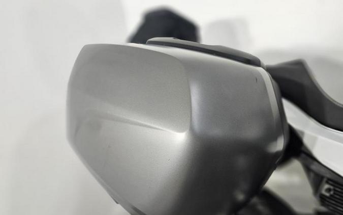 2021 BMW F 900 XR Light White