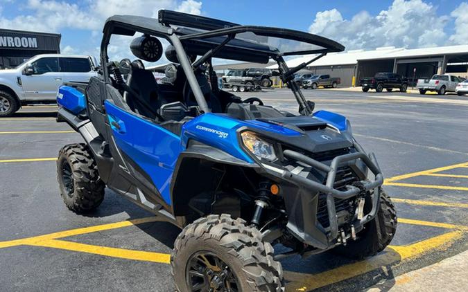 2023 Can-Am Commander XT 1000R