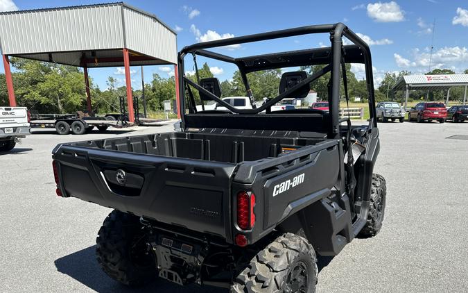 2026 Can-Am Defender DPS HD9