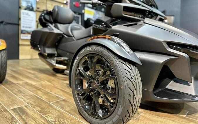 2023 Can-Am® Spyder RT Limited Dark Wheels