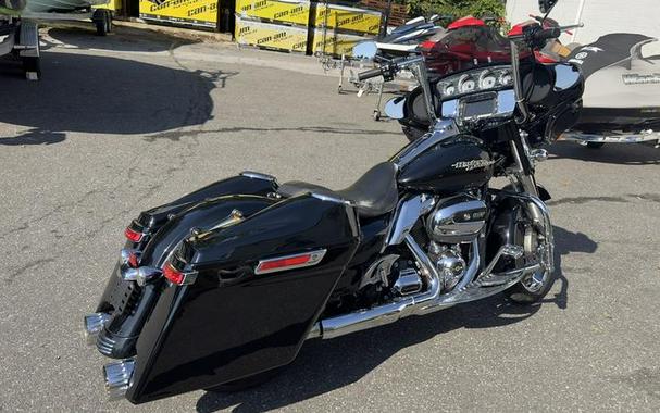 2017 Harley-Davidson® FLHXS - Street Glide® Special