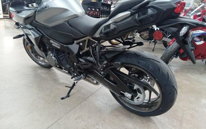 2025 Suzuki GSX-S1000GT+
