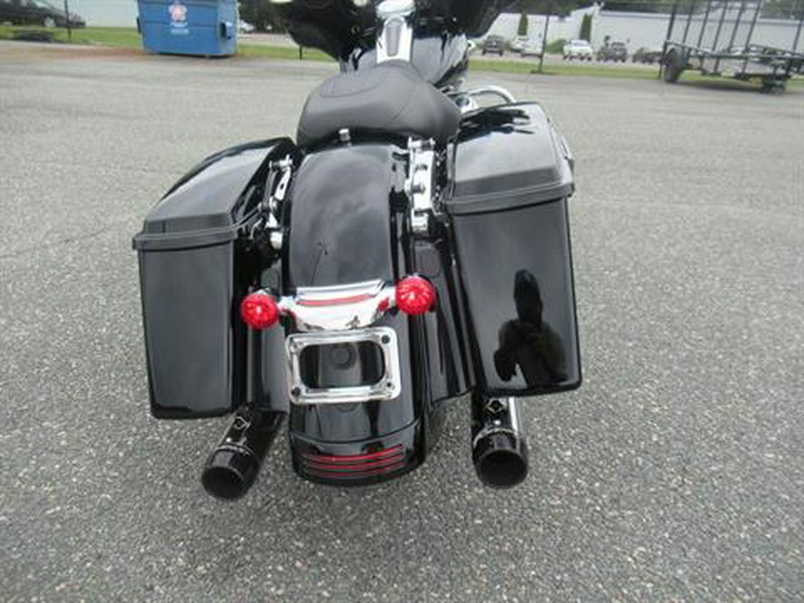 2011 Harley-Davidson Street Glide®