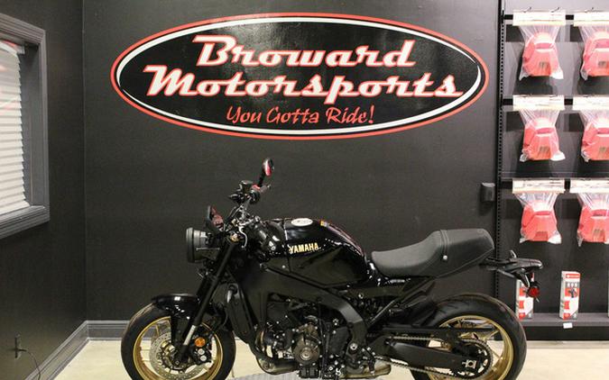 2026 Yamaha XSR900TB