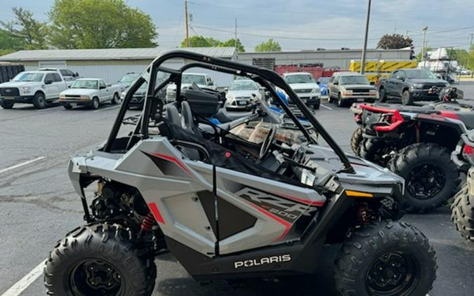 2024 Polaris RZR 200 EFI