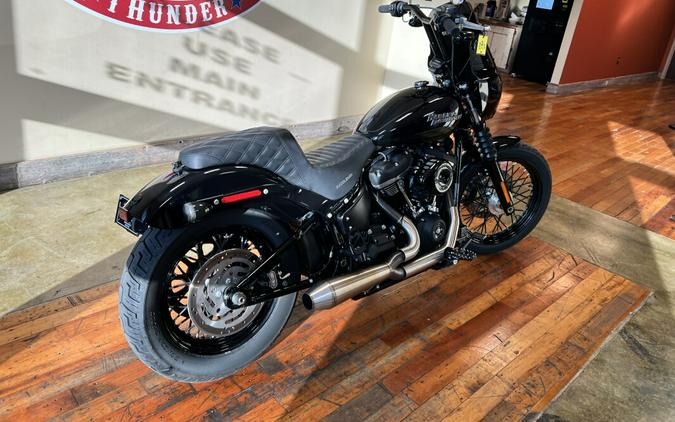 Used 2018 Harley-Davidson Street Bob Cruiser Motorcycle For Sale Near Memphis, TN