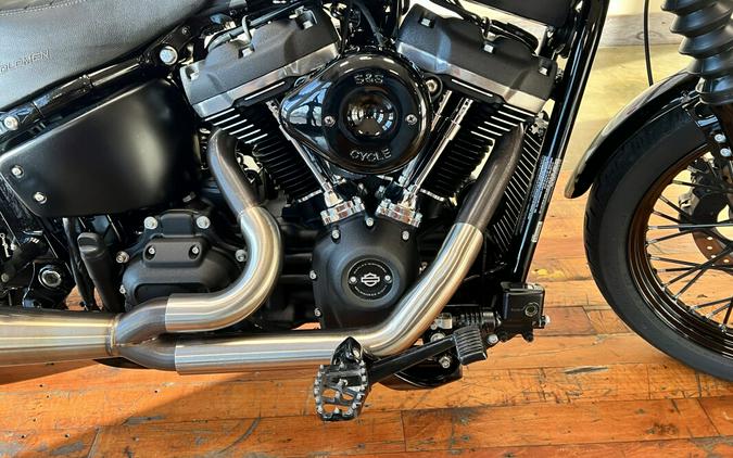 Used 2018 Harley-Davidson Street Bob Cruiser Motorcycle For Sale Near Memphis, TN