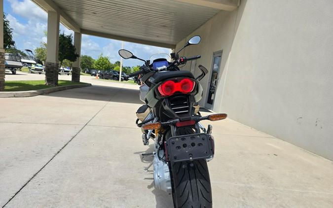 2023 Moto Guzzi V100 Mandello S