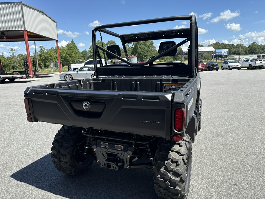 2026 Can-Am Defender DPS HD9