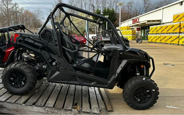 2023 Can-Am Maverick Trail DPS 700