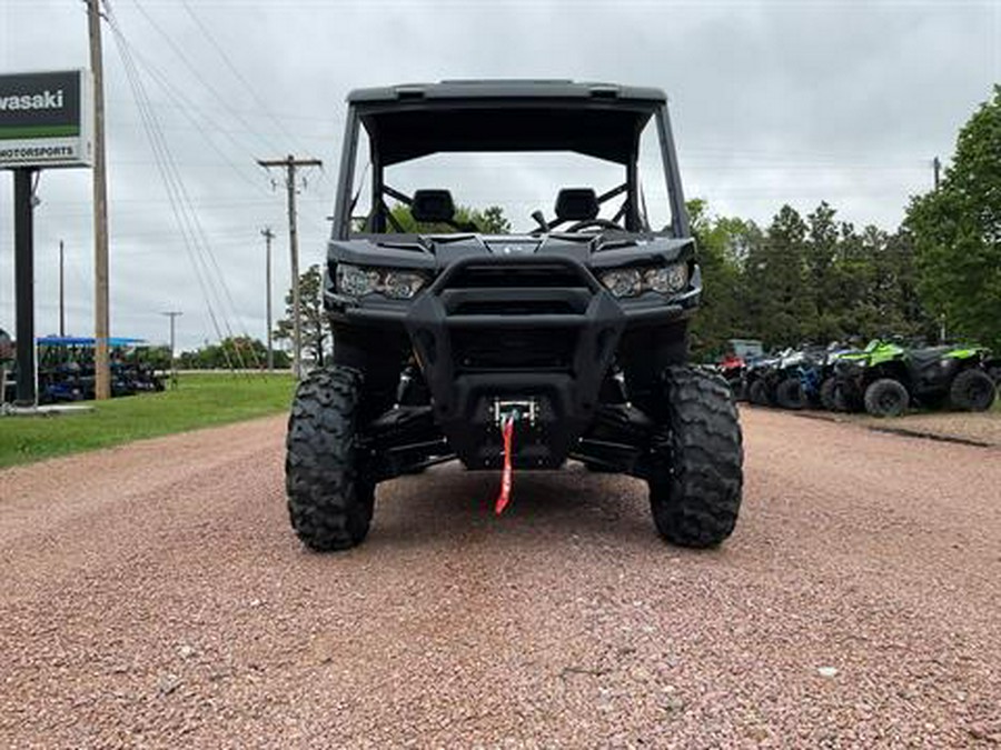 2024 Can-Am Defender XT HD9