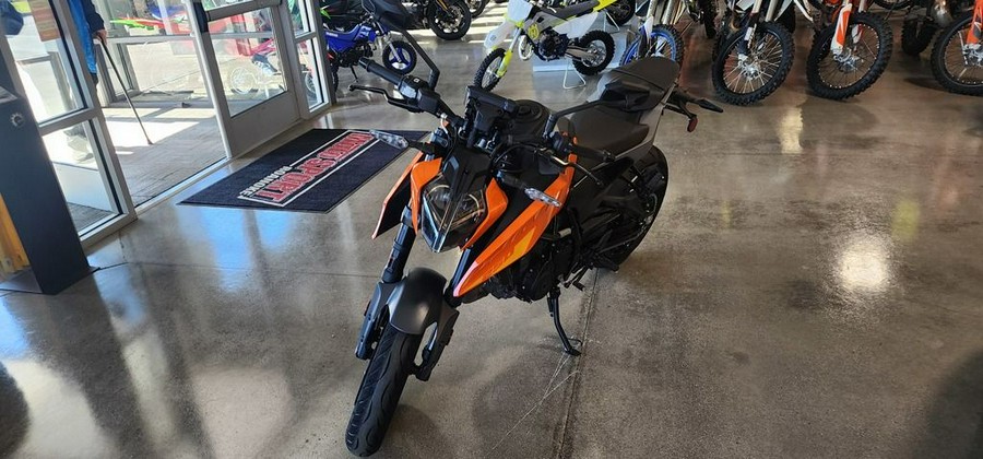 2024 KTM 250 Duke